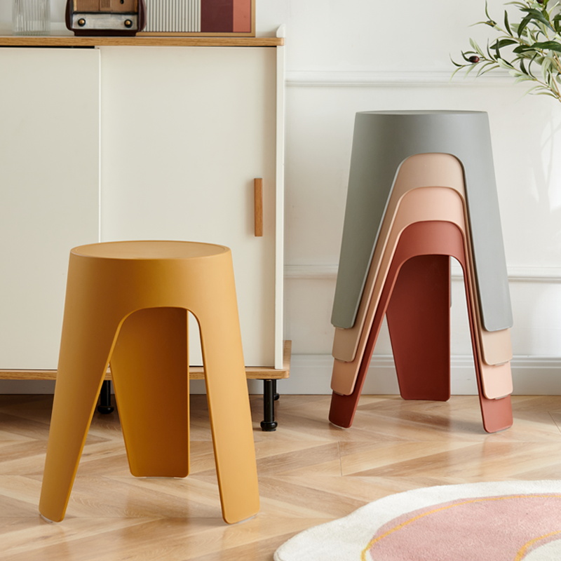 速发家用塑料凳子加厚可叠放风人高凳创意简约椅子成车胶圆凳