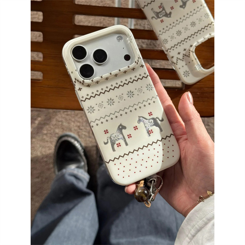 费尔岛镂空小马适用苹果17promax手机壳iPhone16/15新款13锡纸纹12华为P70荣耀400vivoS30小米14红米K90oppo