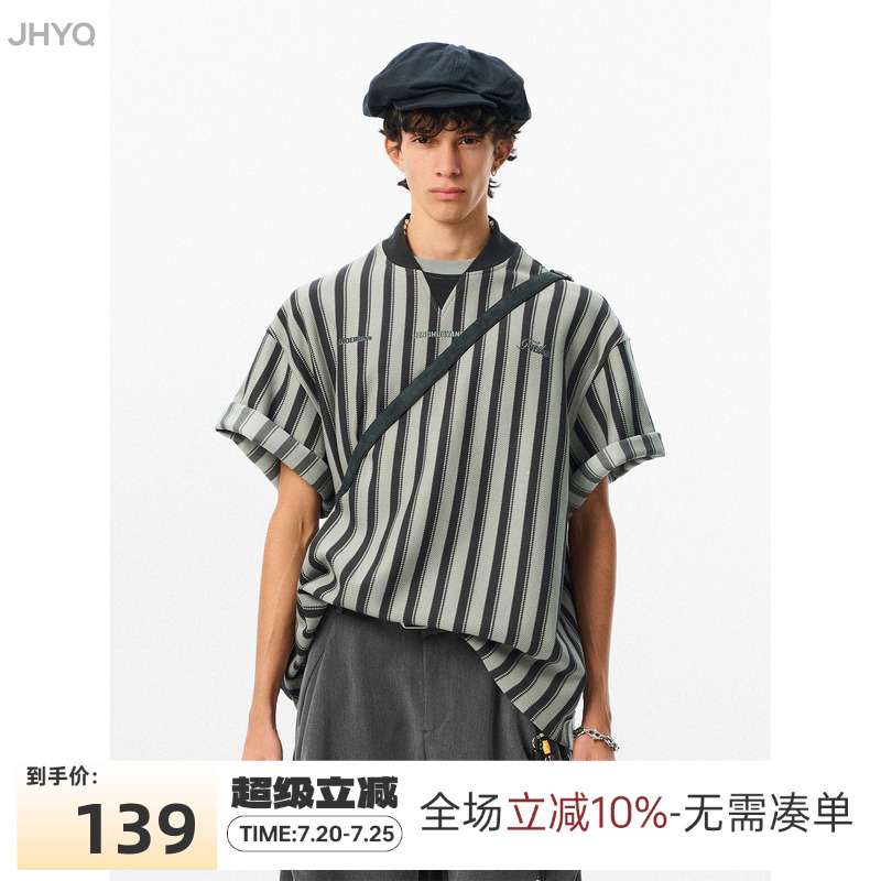 JHYQ复古双拼V领条纹短袖T恤男宽松潮流休闲五分刺绣字母印花体