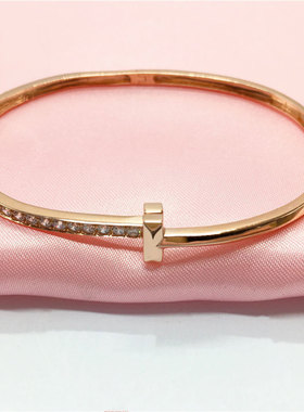 俄罗斯585紫金小众设计高级感时尚T形手镯玫瑰金镀18K网红饰品ins