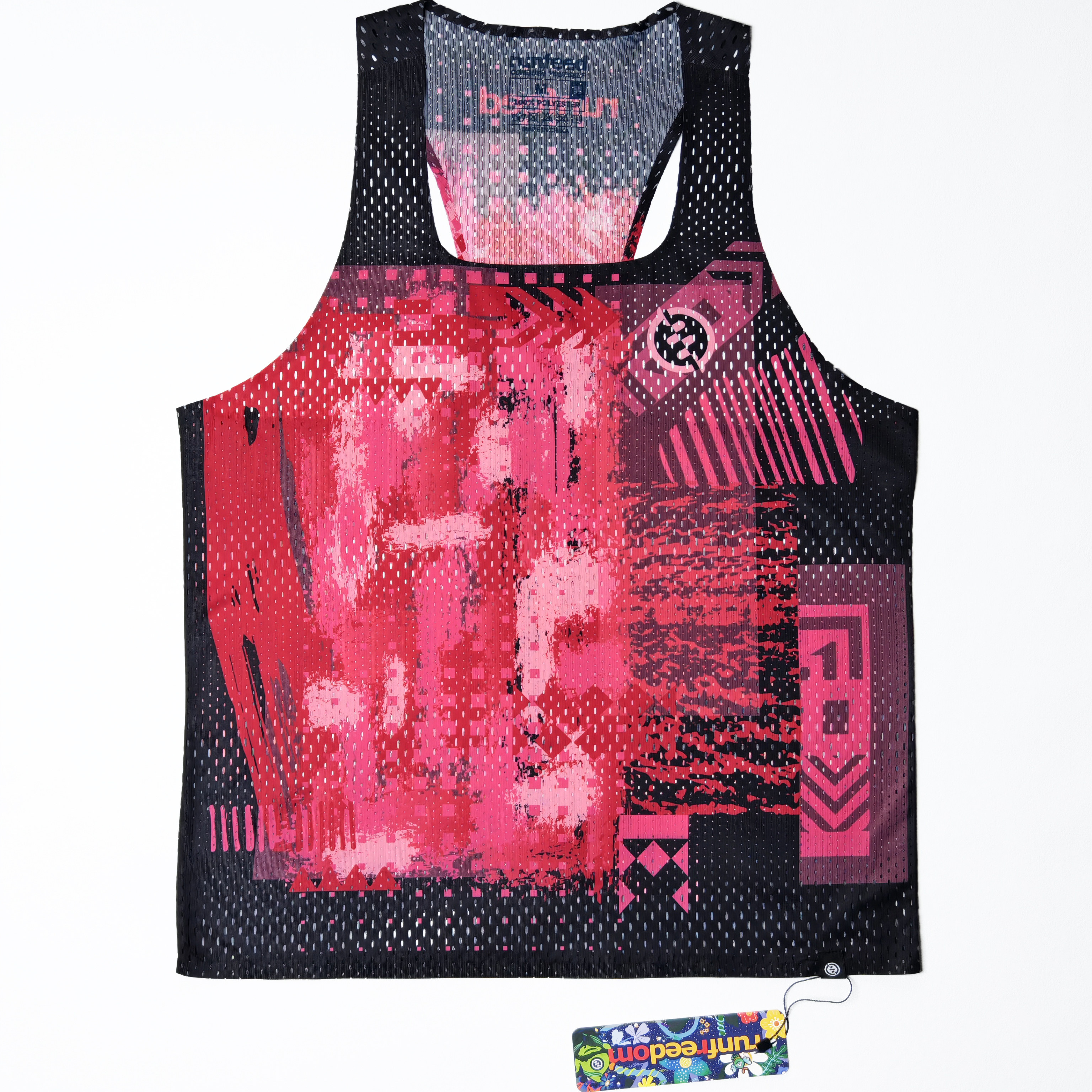 runfeed烈日下的冥想速干健身跑步马拉松风洞男款工字背背心