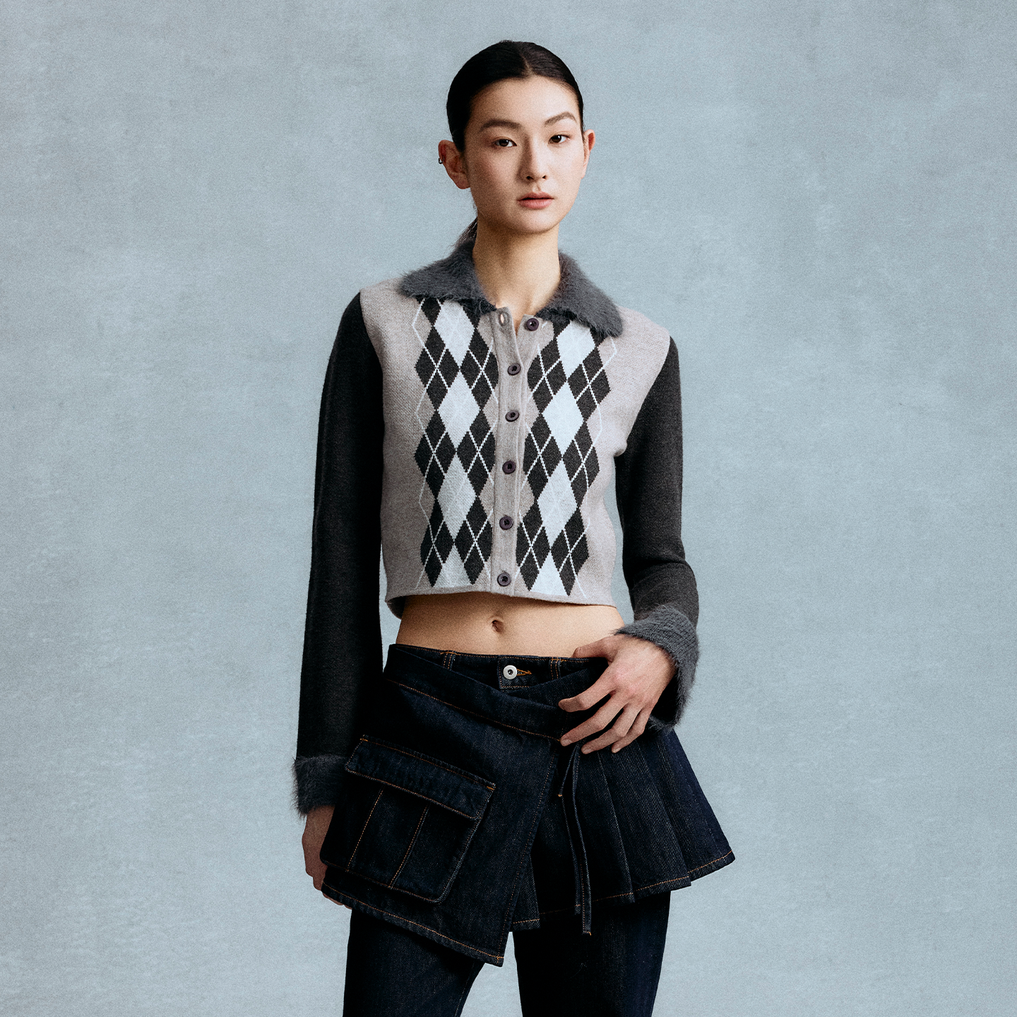 GOODBAI 菱格纹撞色拼接毛绒正肩长袖针织开衫