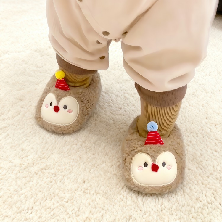 毛绒企鹅婴儿棉拖鞋冬季宝宝棉鞋学步鞋加绒加厚6-12个月步前鞋