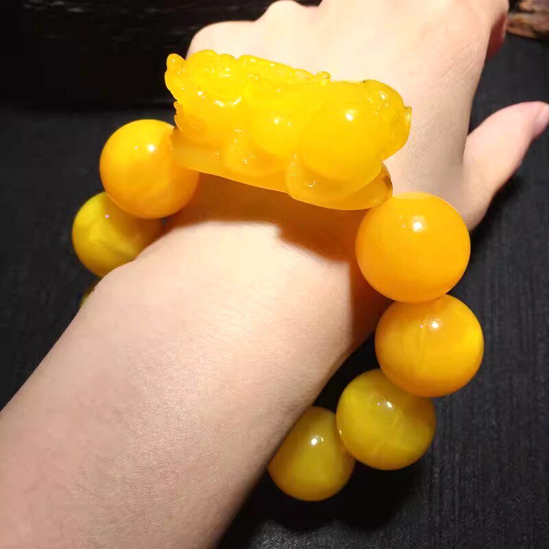 天然琥珀老蜜蜡鸡油黄貔