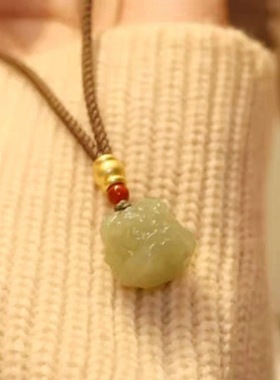 福瑞醒狮秋冬穿搭大衣的项链 和田玉狮子头吊坠毛衣链小众设计感