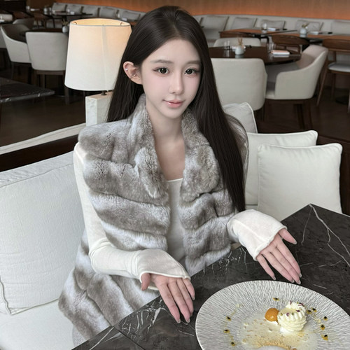 新款进口獭兔毛原色高端皮草马甲龙猫款渐变色外套女青紫蓝兔皮草