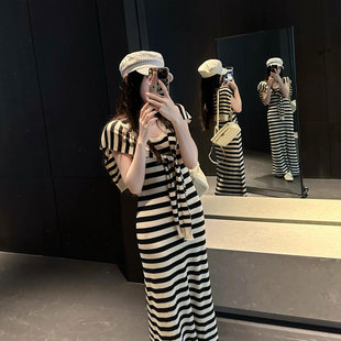 法式 显瘦轻熟风两件套女 复古慵懒气质简约条纹连衣裙披肩套装 修身