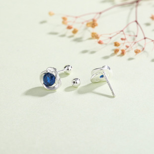 2024韩版热卖花骨朵镶皓石少女感耳钉蓝宝石满钻简约小清新耳饰品