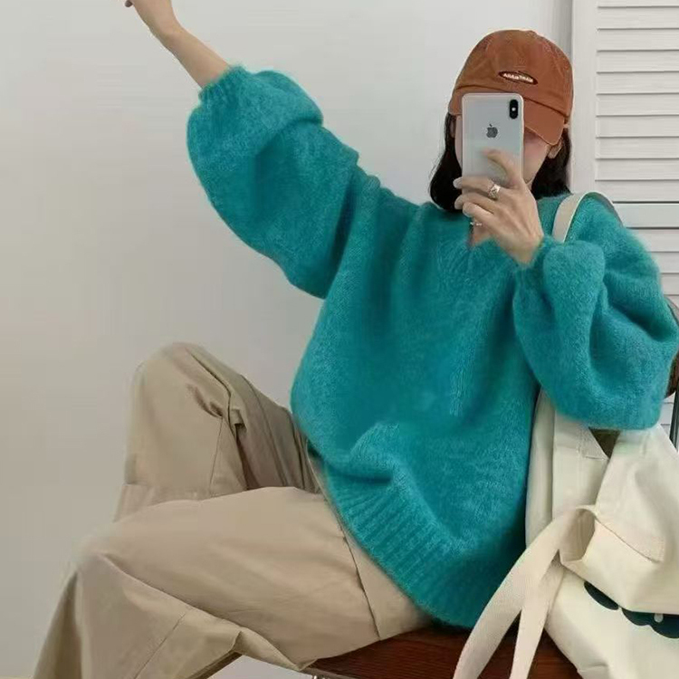 湖蓝色大v领毛衣女2025冬季韩系套头宽松慵懒百搭软糯针织衫上衣