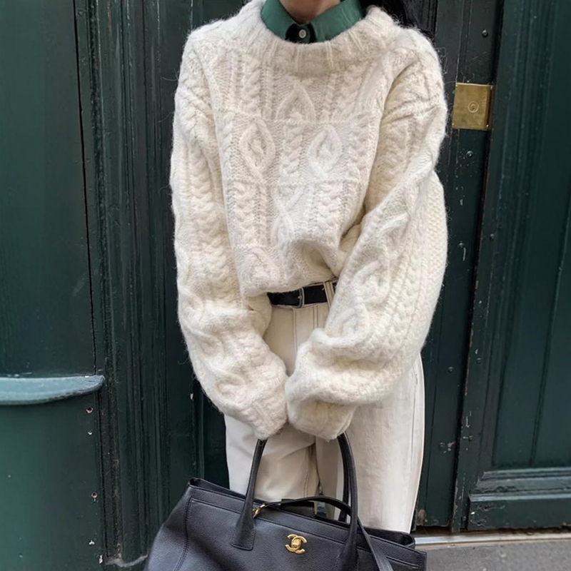 老钱风杏色粗针麻花圆领毛衣女秋冬慵懒小个子宽松短款针织衫上衣