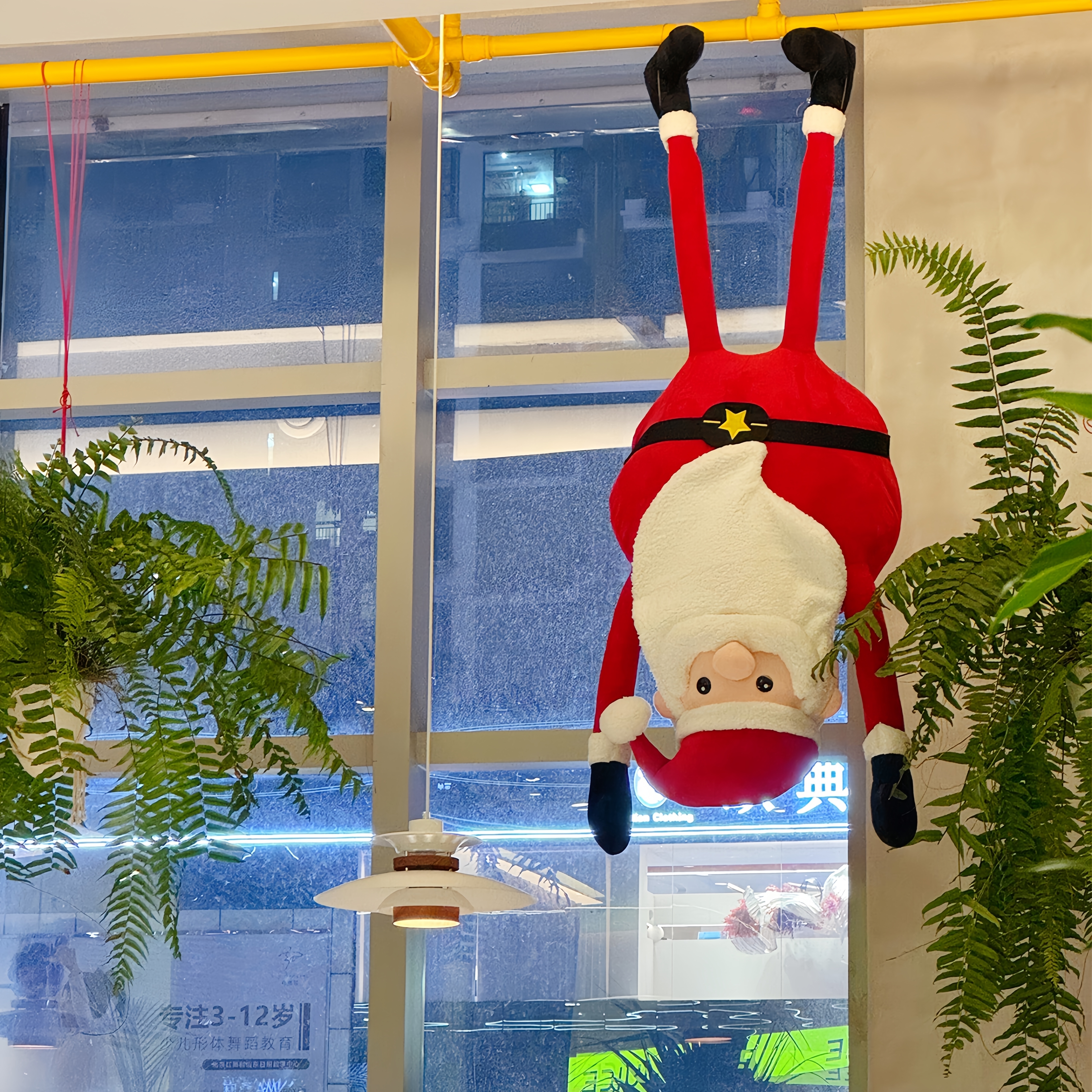 圣诞老人玩偶毛绒公仔挂件圣诞装饰品创意店铺橱窗氛围感场景布置