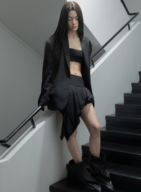 Aeaea 白色黑色原创低腰不规则mini百褶短裙（含安全裤）