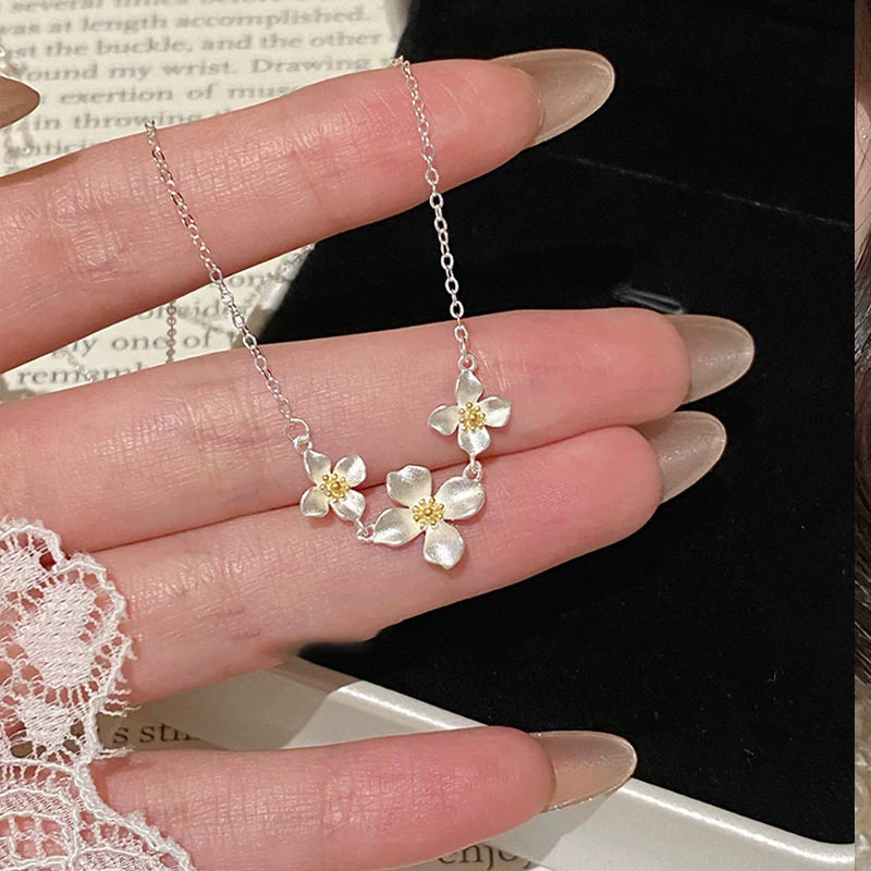 【限时特价】三生栀子花钛钢项链轻奢高级感百搭碎花颈链夏日气质