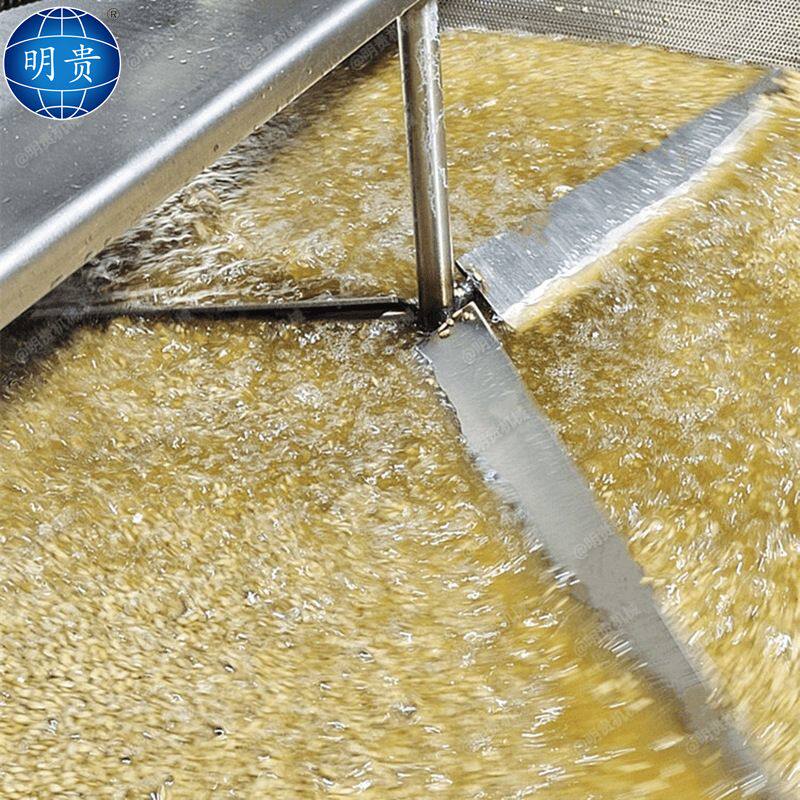 花生米油炸机 鱼豆腐自动油炸机 100公斤小鱼仔油炸脱油一体机