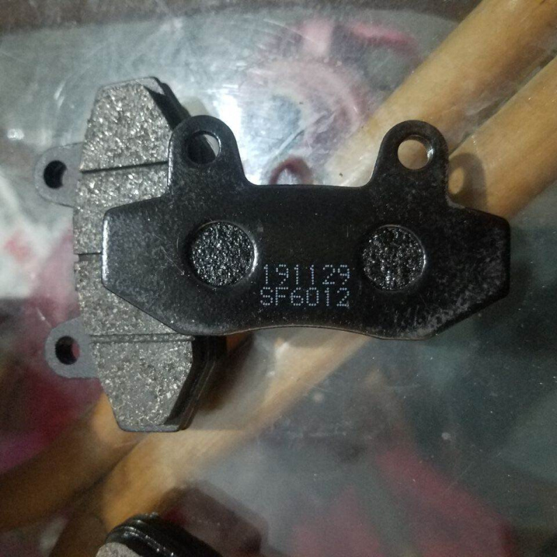 东威A6LA8LQ3Q5A6PLUS电动三轮车四轮车煞车皮煞车片煞车鼓配零件