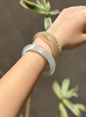 白月光手镯女玉髓荔枝冻高冰透高级感轻奢猫眼效应贵妃美人条镯子