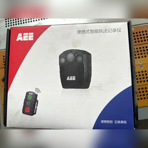 AEE记录仪DSJ-77 32G内存、、3个、清 议价