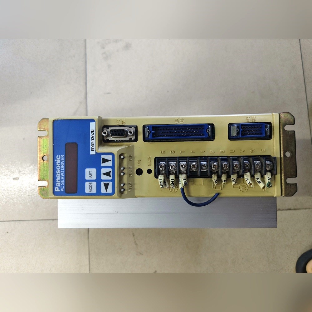 伺服驱动器MDD203A2W2000瓦功能完好成色