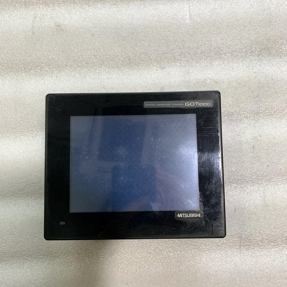 GT1155-QSBD-C三菱触摸屏通电指示灯亮液晶不亮