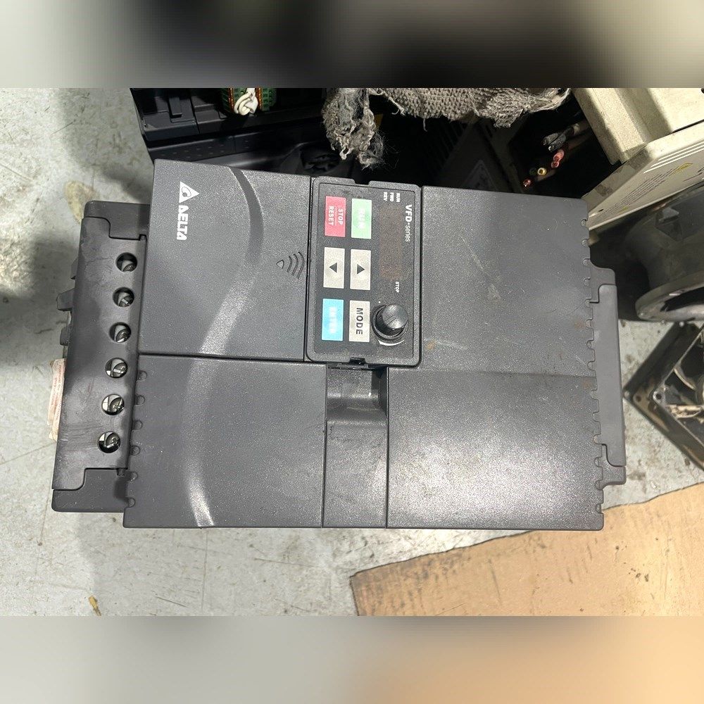 变频器VFD110E43A 议价