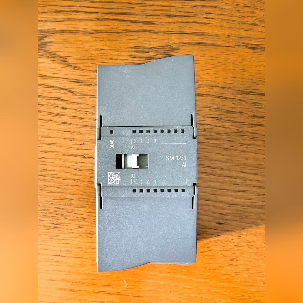 SM12318AI8路模拟量输入模块6ES7 2