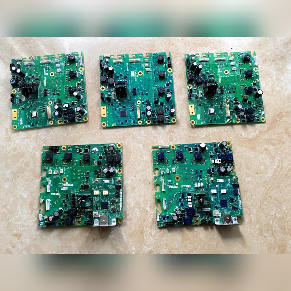 施耐德驱动板EAV97591-00QGH43407-00 议价