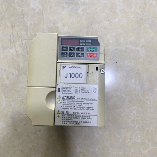 安川J系列变频器CIMR-JBBA0006BAA成色如图