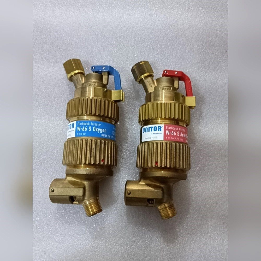 302976 183970 FLASHBACK ARREST 议价