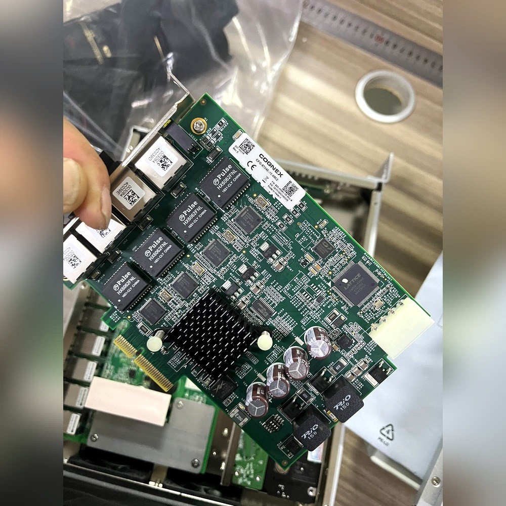 康耐视板卡CFG-8704E-10-0012 带MAX 议价