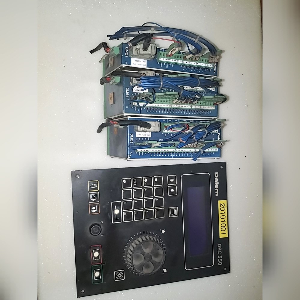 打包价!!剪板机Delem DAC350系统一台 通电视频 议价