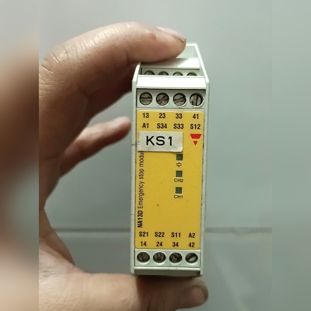 NA13D原装瑞士佳乐CARLO GAVAZZI 安全继电器