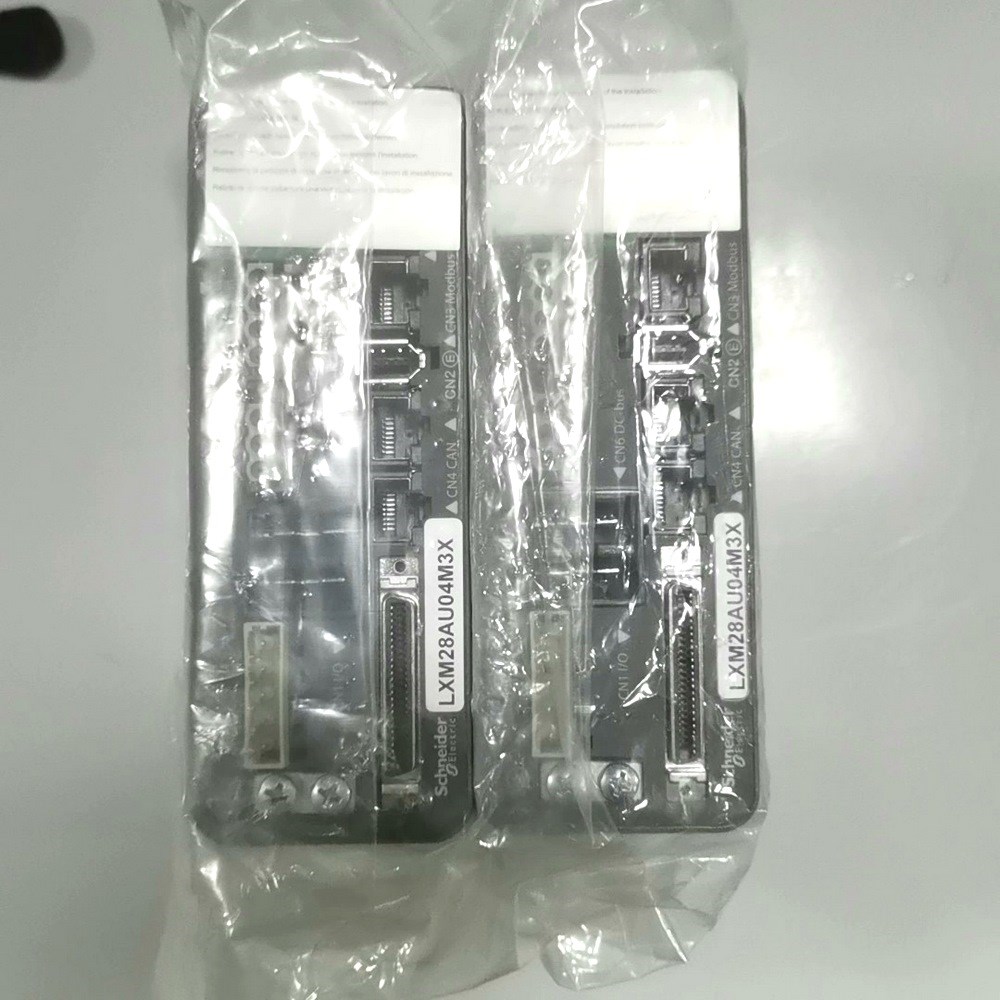 施耐德LXM28AU04M3X驱动器实物拍摄无包装 议价