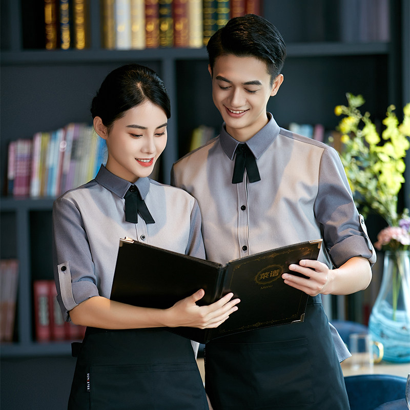 高档饭厅餐饮制服长袖西餐厅服务员酒店饭店女短袖套装四季通用