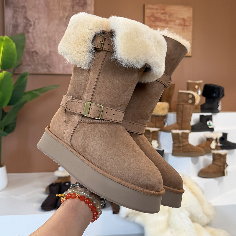 羊皮毛一体加厚高筒雪地靴
