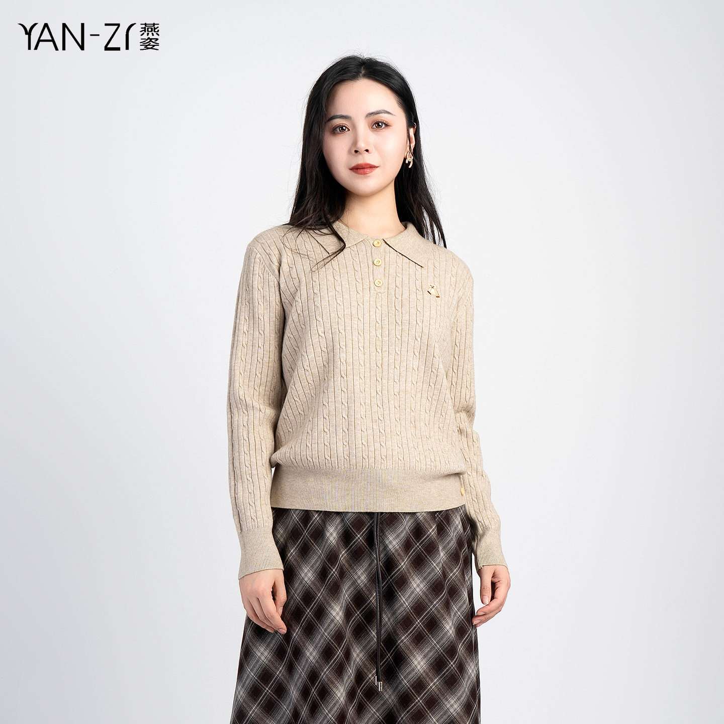 香舍黎秋季新款复古麻花学院风Polo领刺绣毛针织衫女商场同款