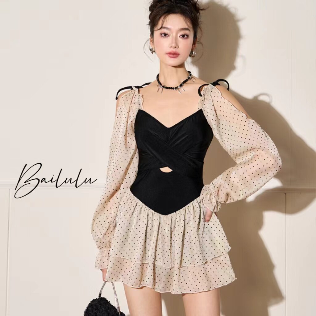 泳衣女夏2024新款高级感连体显瘦遮肚保守波点长袖纯欲风性感温泉