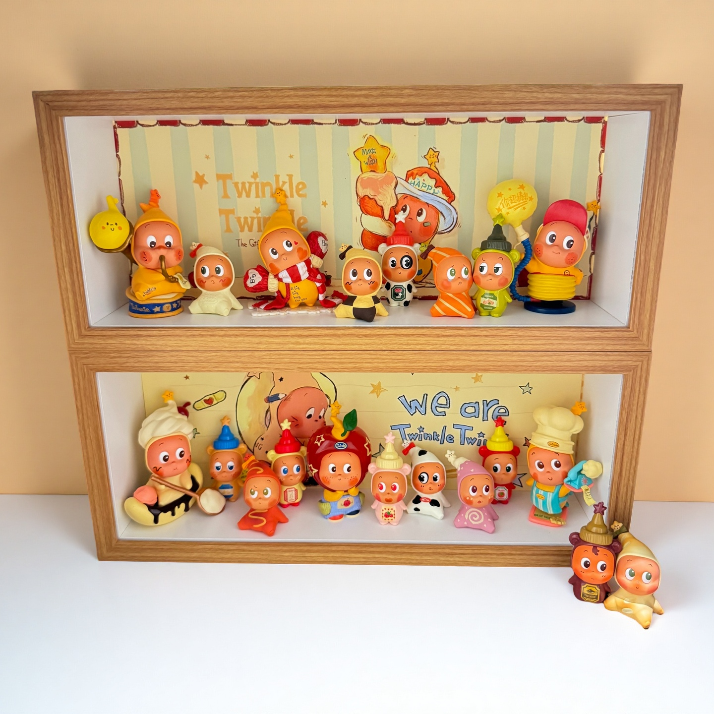 星星人随心配盲盒展示框手办展示柜收纳盒防尘收纳立体中空相框