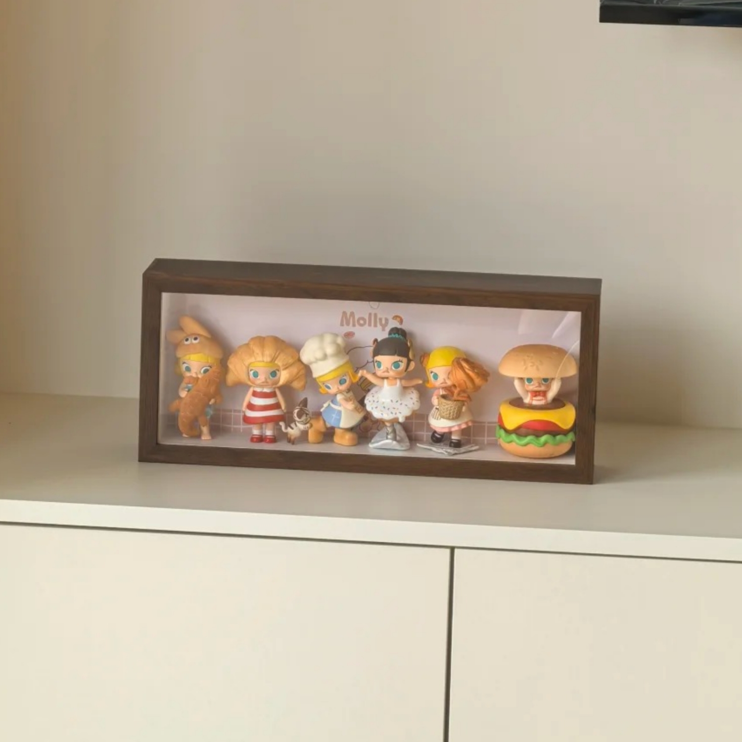 泡泡玛特molly面包脑袋盲盒展示盒手办收纳盒茉莉展示框防尘相框