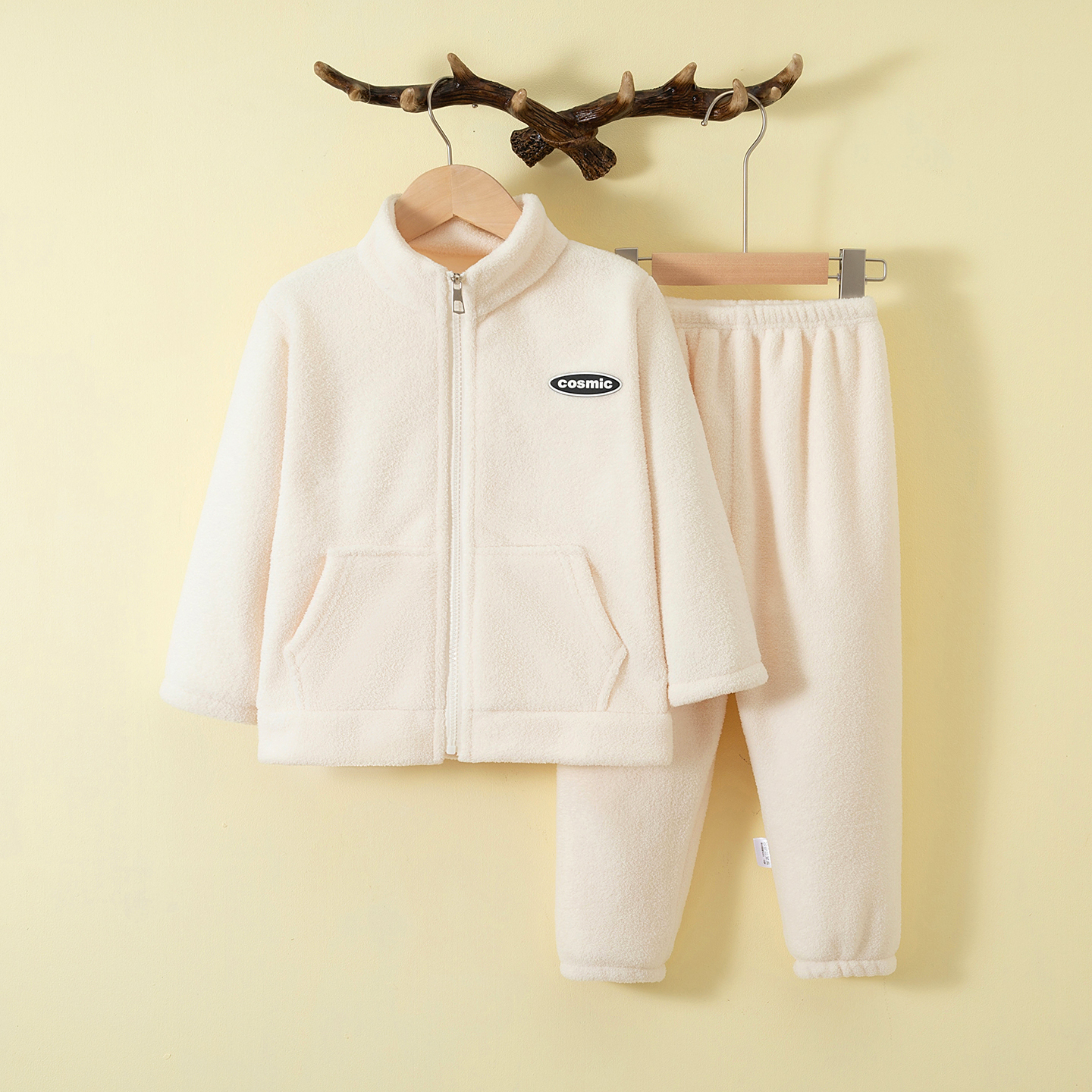 秋冬季儿童莎莉绒睡衣女童男童保暖家居服立领青少年加厚男孩套装