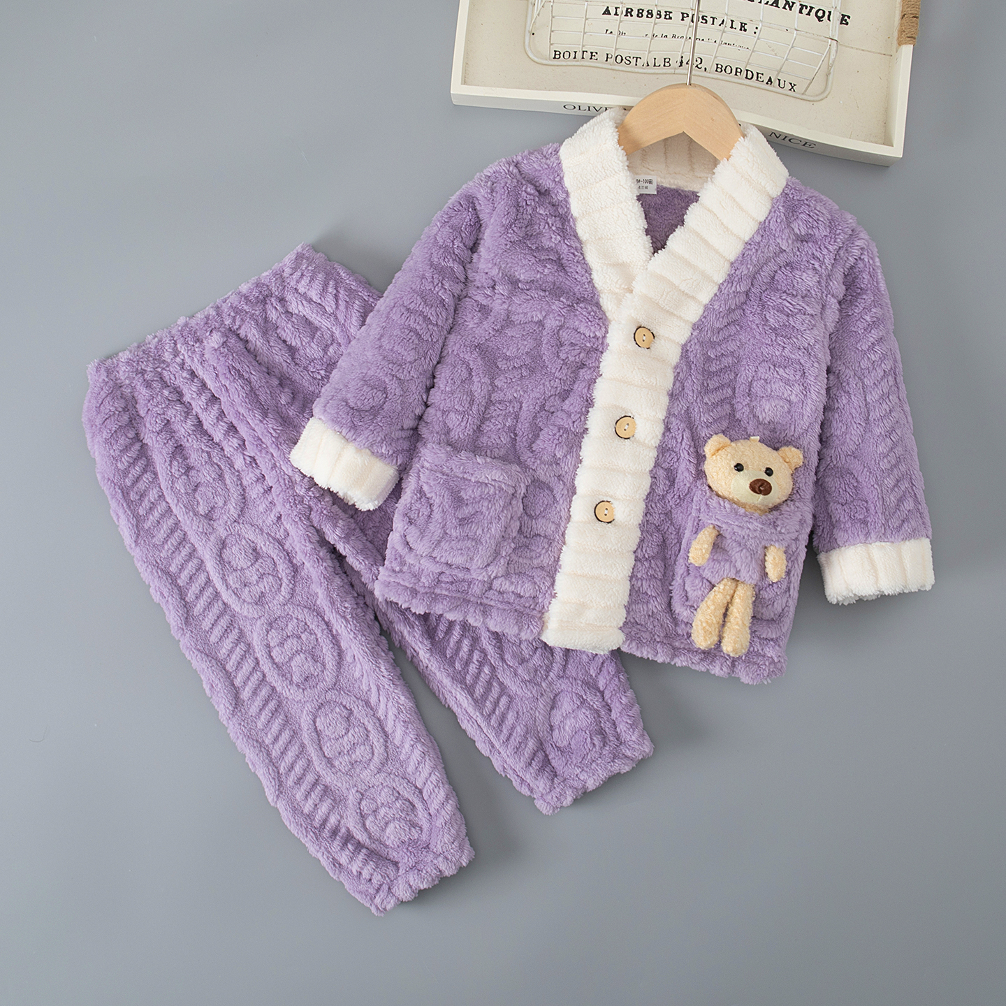 儿童秋冬款法兰绒睡衣套装