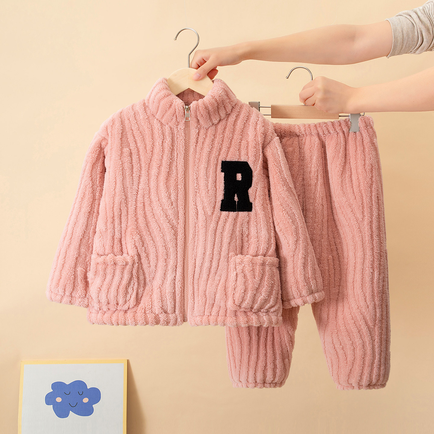 冬季儿童夹棉加厚珊瑚加绒睡衣男童女童宝宝法兰绒亲子家居服外穿