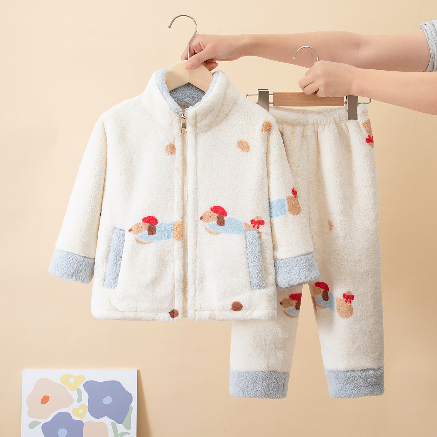 冬季儿童珊瑚加绒睡衣男孩宝宝男童女童法兰绒套装加厚家居服外穿