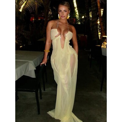 女士网纱低胸挂脖连衣短裤