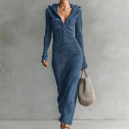 半开领连帽纯色毛衣连体衣 Open-front hooded sweater jumpsuit