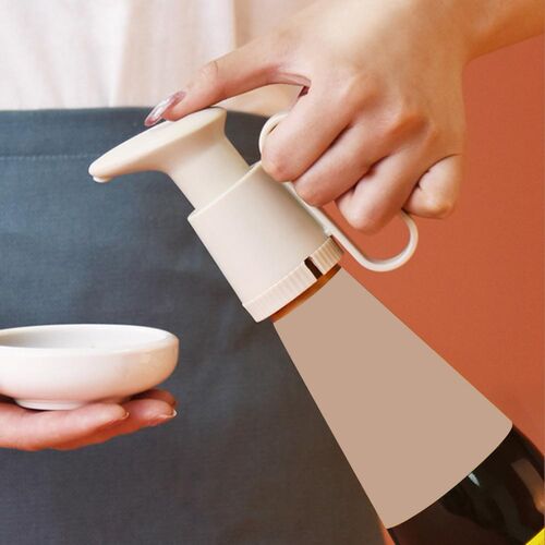 with Handle Multiple Use Keep Spaces Clean Dispenser Pump Ki