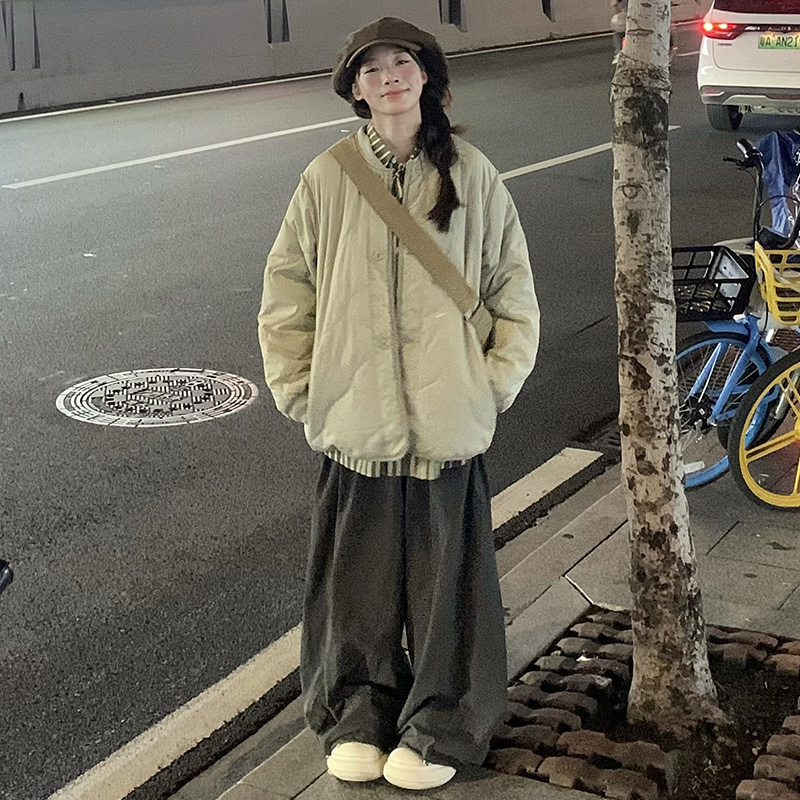 今年流行韩系宽松保暖羽绒棉服女