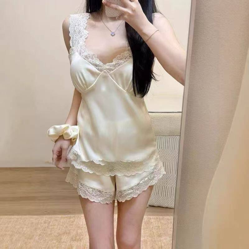 带胸垫吊带短裤冰雪丝性感睡衣女