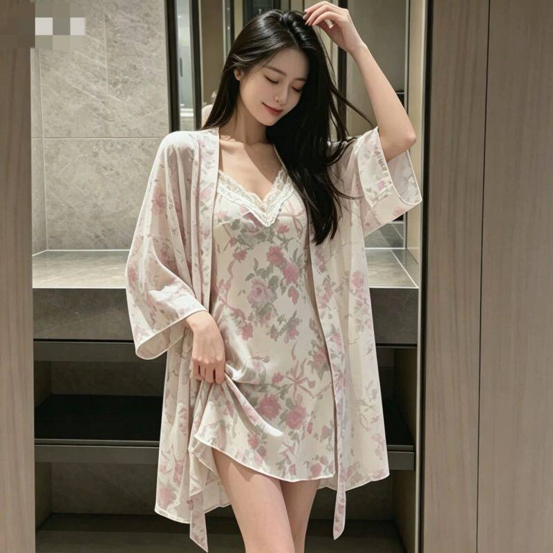 2026年夏季带胸垫吊带冰雪丝睡裙性感蕾丝花卉印花露背短裙睡衣女
