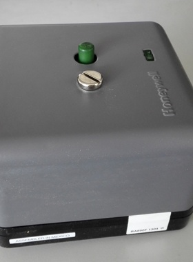 美国Honeywell霍尼韦尔火焰控制器 RA890F1304质保一年