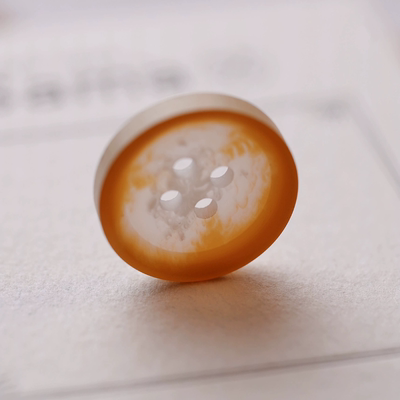 SAMA 柔和桃色 透感米色边磨砂面2024流行色纽扣